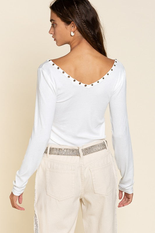 POL Studded Ribbed V-Neck Top