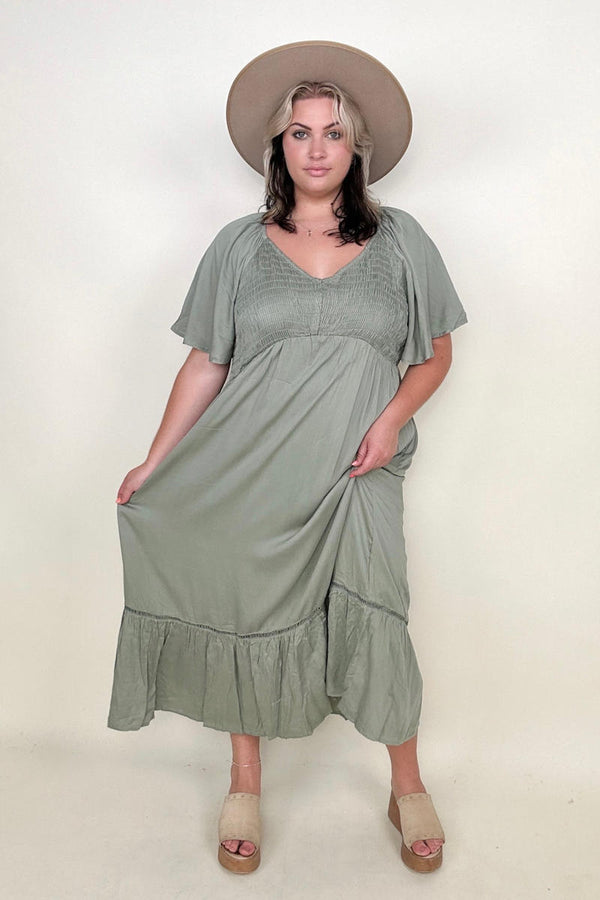 Smocked Bust Butterfly Sleeve Midi Dress with Pockets